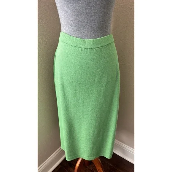 St. John Collection by Marie Gray Size 14/16 Green Navy Floral Trimmed Knit Suit - Picture 7 of 13